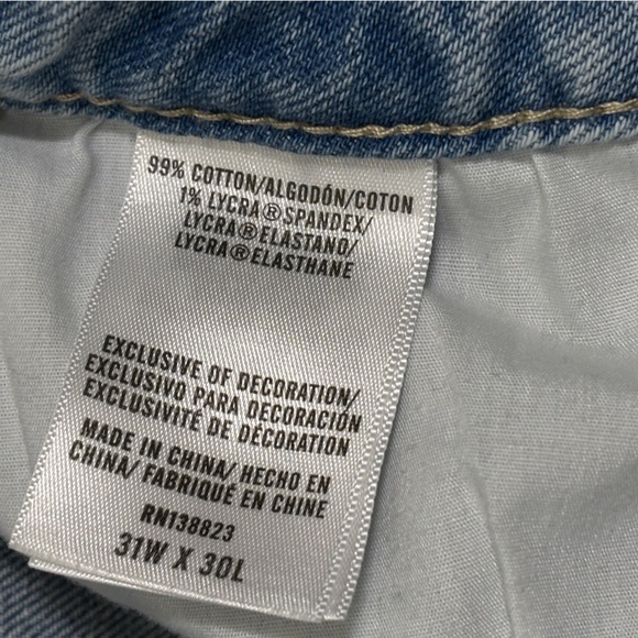 Women's Straight Leg Jeans - Light Blue - Picture 4 of 4